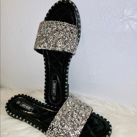 Sandals - Picture 2 of 3